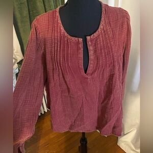 NWT‎ Laurel Gray high low top